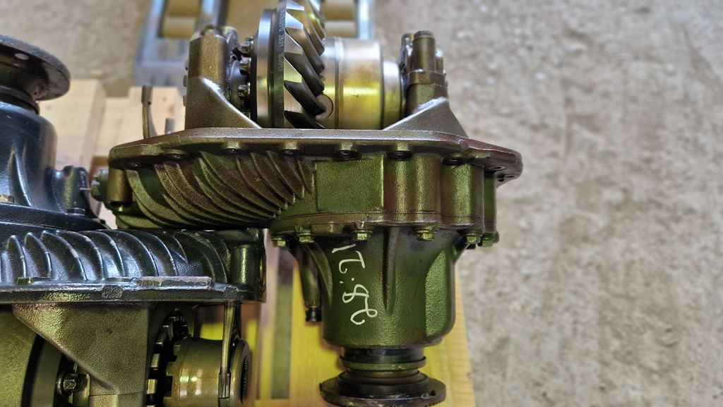 MERCEDES-BENZ EUROPA ACTROS MP2 HL7 21:28 - Differential för Lastbil: bild 5 MERCEDES-BENZ EUROPA ACTROS MP2 HL7 21:28 - Differential för Lastbil: bild 5