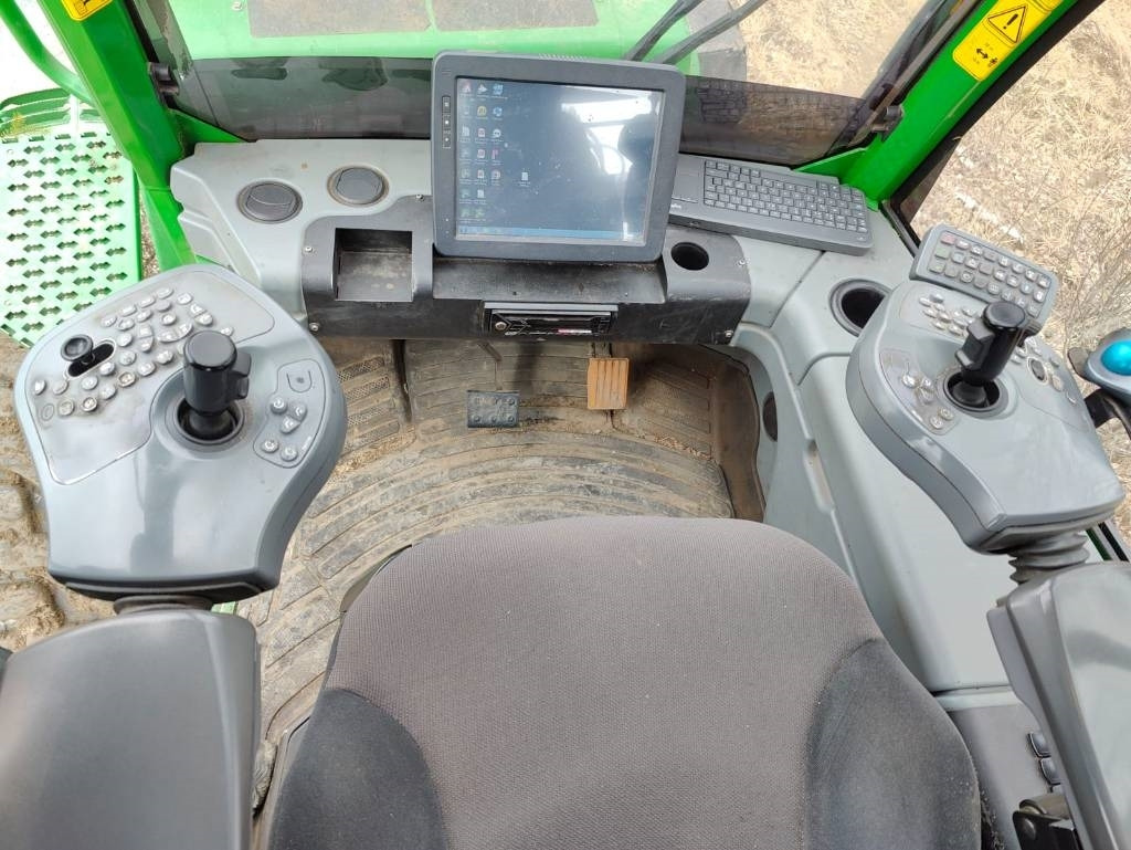 Skotare John Deere 1210 G: bild 15