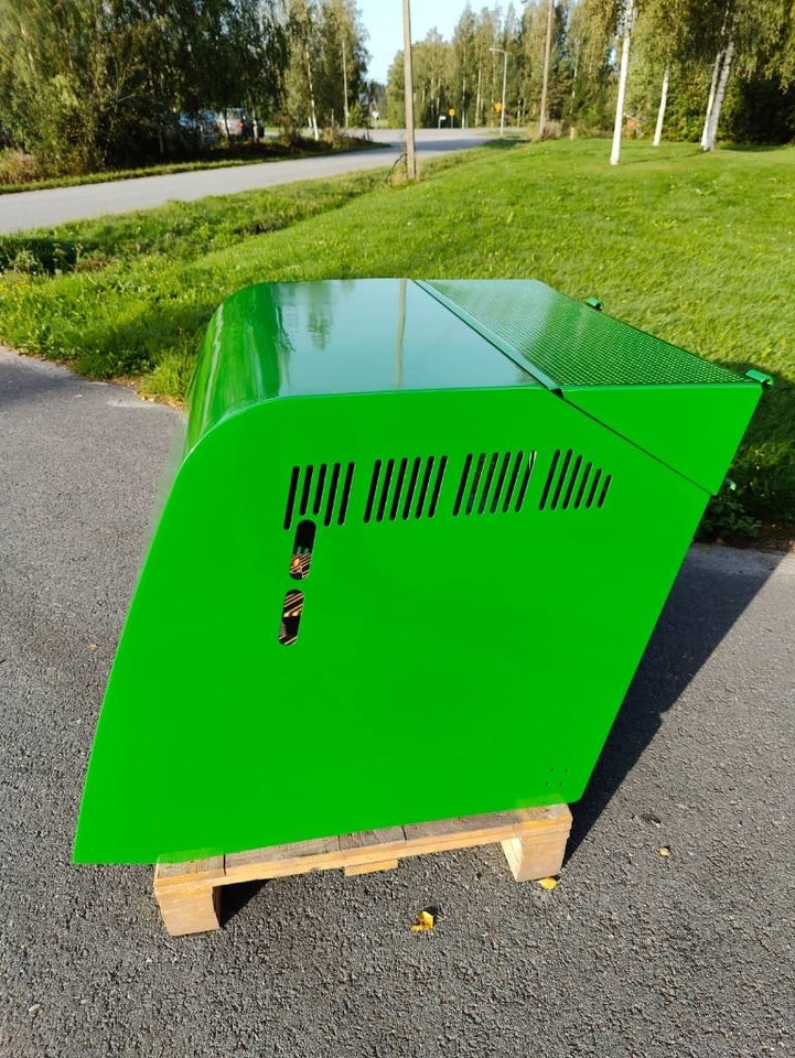 John Deere Hoods For D-serie machines - Huv för Lantbruksmaskiner: bild 4 John Deere Hoods For D-serie machines - Huv för Lantbruksmaskiner: bild 4