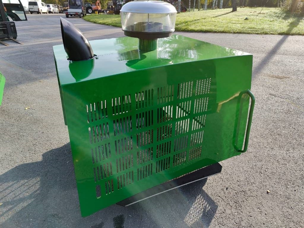 John Deere Hoods For D-serie machines - Huv för Lantbruksmaskiner: bild 5 John Deere Hoods For D-serie machines - Huv för Lantbruksmaskiner: bild 5