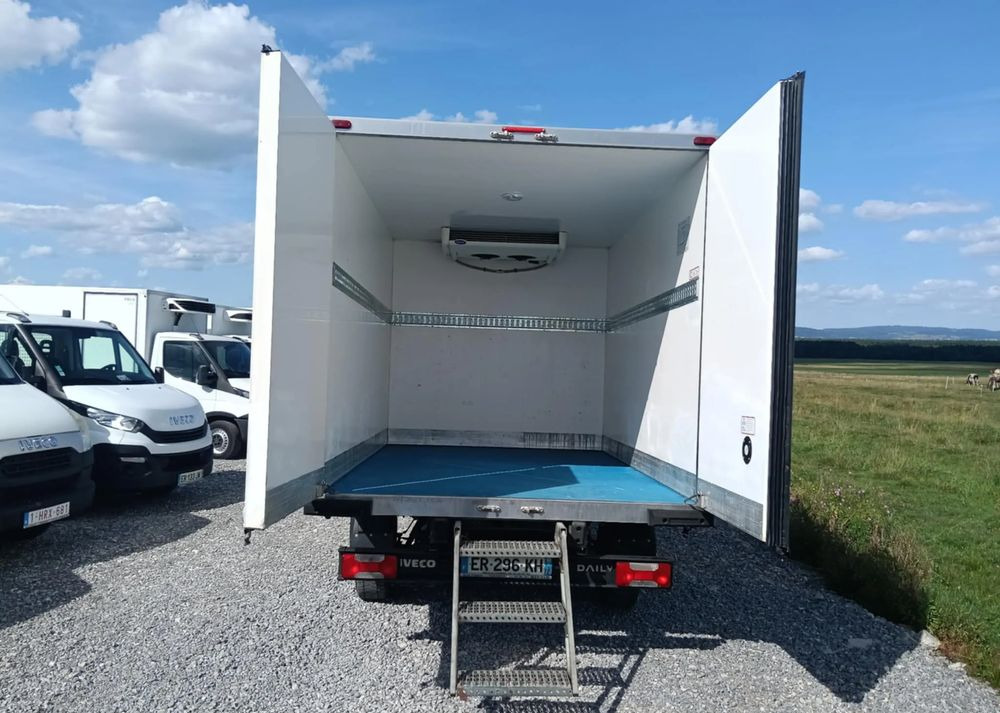 Iveco 35S16, 35S15, 35S14, 35S13, 35C13, 35C14 - Kylbil: bild 4 Iveco 35S16, 35S15, 35S14, 35S13, 35C13, 35C14 - Kylbil: bild 4