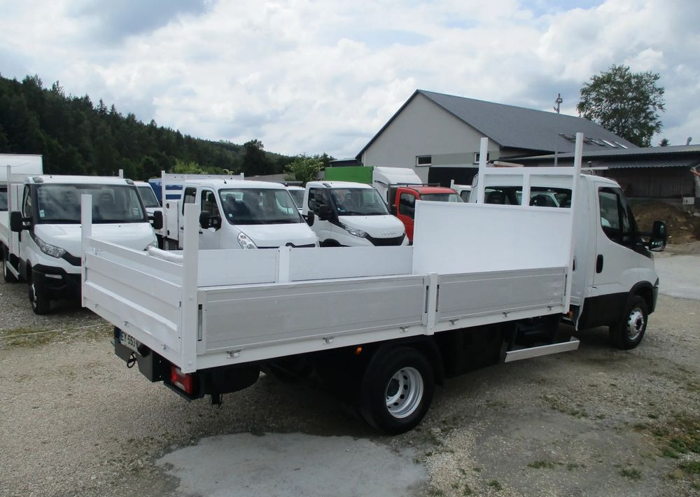 Iveco Daily 3.0 na bliźniaku 70C18 skrzynia, laweta, rama, HDS, 70-180 kiper - Flakbil: bild 4 Iveco Daily 3.0 na bliźniaku 70C18 skrzynia, laweta, rama, HDS, 70-180 kiper - Flakbil: bild 4