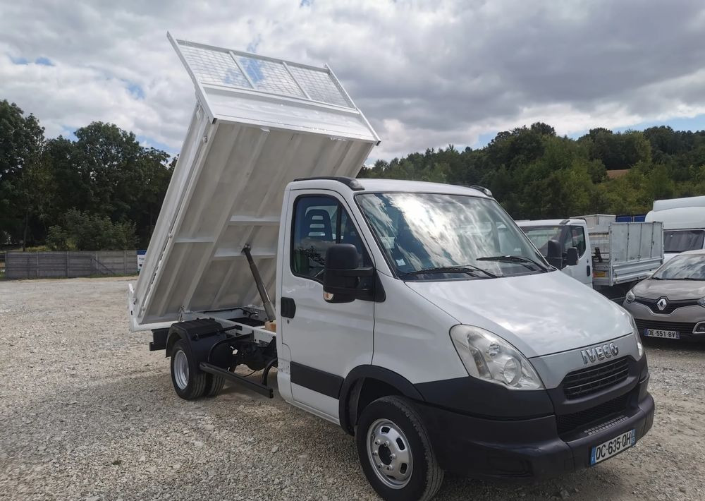 Iveco Daily 35C11 Kiper wywrotka Hak Bliźniak sprowadzony 35C12 - Transportbil med tippflak: bild 3 Iveco Daily 35C11 Kiper wywrotka Hak Bliźniak sprowadzony 35C12 - Transportbil med tippflak: bild 3