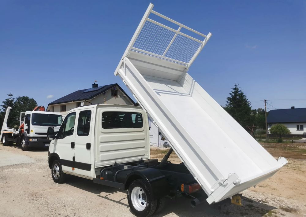 Iveco Daily 35C13 Kiper brygadówka 7-os wywrotka 130KM klimatyzacja Hak doka - Transportbil med tippflak: bild 3 Iveco Daily 35C13 Kiper brygadówka 7-os wywrotka 130KM klimatyzacja Hak doka - Transportbil med tippflak: bild 3