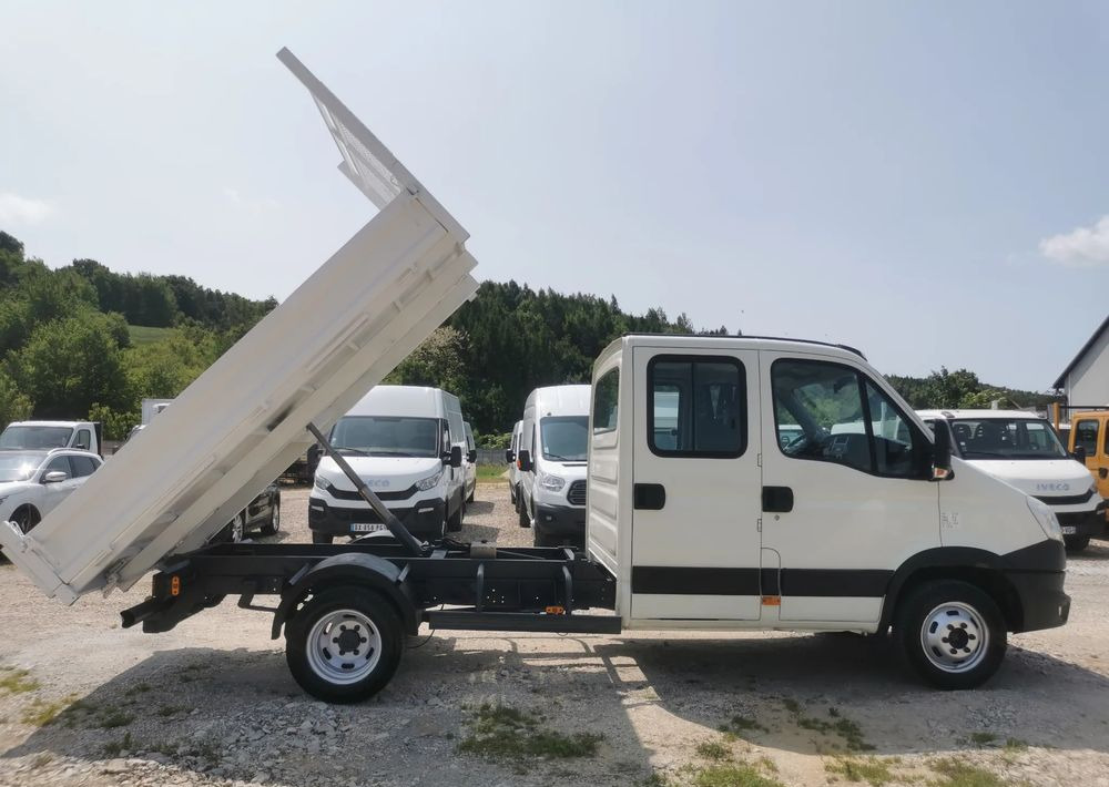 Iveco Daily 35C13 Kiper brygadówka 7-os wywrotka 130KM klimatyzacja Hak doka - Transportbil med tippflak: bild 5 Iveco Daily 35C13 Kiper brygadówka 7-os wywrotka 130KM klimatyzacja Hak doka - Transportbil med tippflak: bild 5