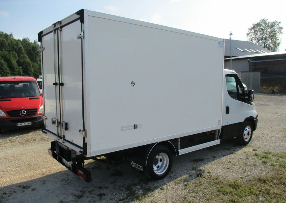 Iveco Daily 35C13 chłodnia Mroźnia na bliźniaku 35-130 Thermo King agregat - Kylbil: bild 4 Iveco Daily 35C13 chłodnia Mroźnia na bliźniaku 35-130 Thermo King agregat - Kylbil: bild 4
