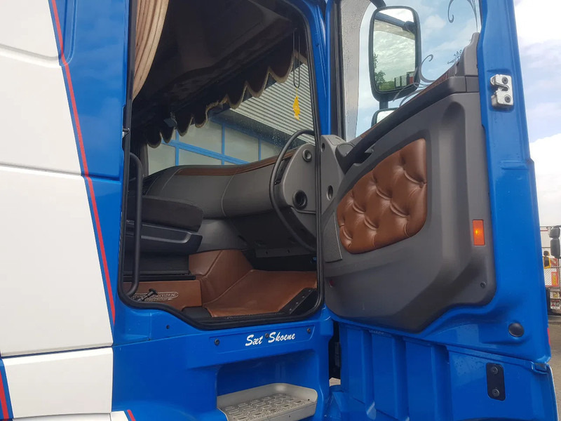 Dragbil DAF XF 460 FTG 6x2 SSC Apk TÜV Special interior: bild 18