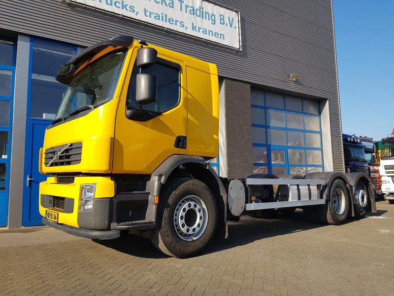 Volvo FE 300 EEV 6X2 Retarder Pto 234.000 KM - Chassi lastbil: bild 1 Volvo FE 300 EEV 6X2 Retarder Pto 234.000 KM - Chassi lastbil: bild 1