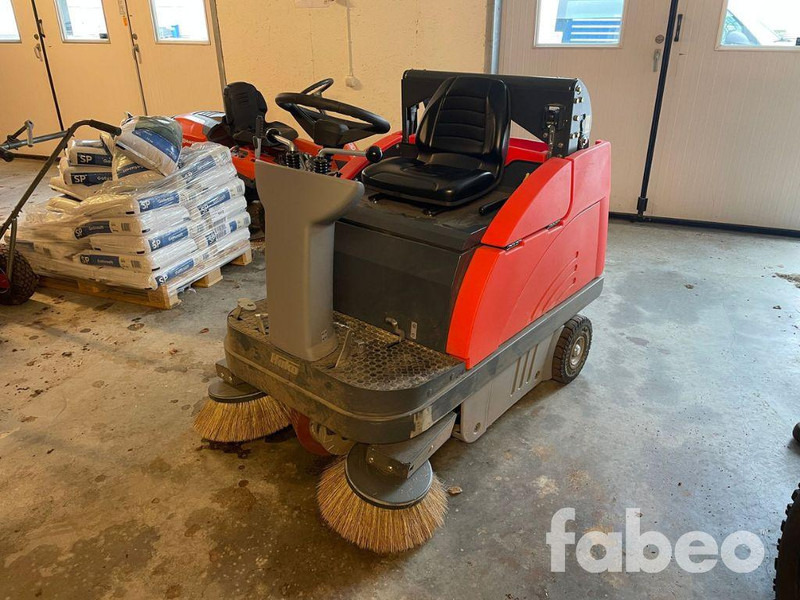 Hako Sweepmaster B980 RH - Industriell sopmaskin: bild 1 Hako Sweepmaster B980 RH - Industriell sopmaskin: bild 1