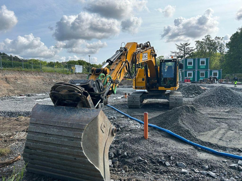JCB JS245XRL - Bandgrävare: bild 2 JCB JS245XRL - Bandgrävare: bild 2