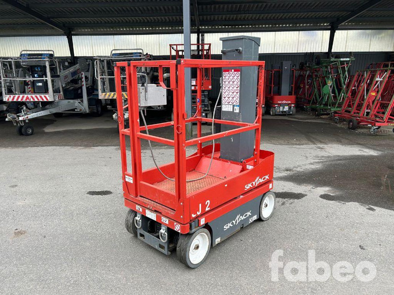 Skyjack SJ12 - Saxlift: bild 1 Skyjack SJ12 - Saxlift: bild 1