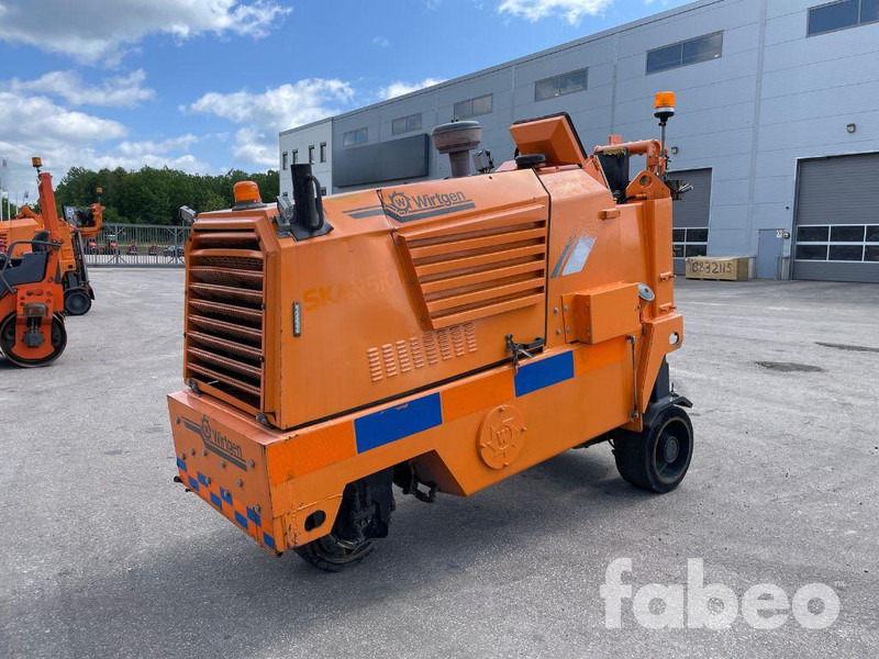 Wirtgen W500 - Asfaltmaskin: bild 1 Wirtgen W500 - Asfaltmaskin: bild 1