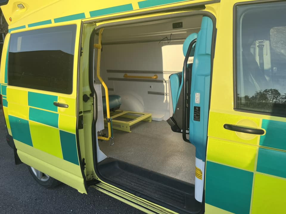 Volkswagen T6 4motions - AMBULANCE - RESERVERAD !! - Ambulans: bild 5 Volkswagen T6 4motions - AMBULANCE - RESERVERAD !! - Ambulans: bild 5