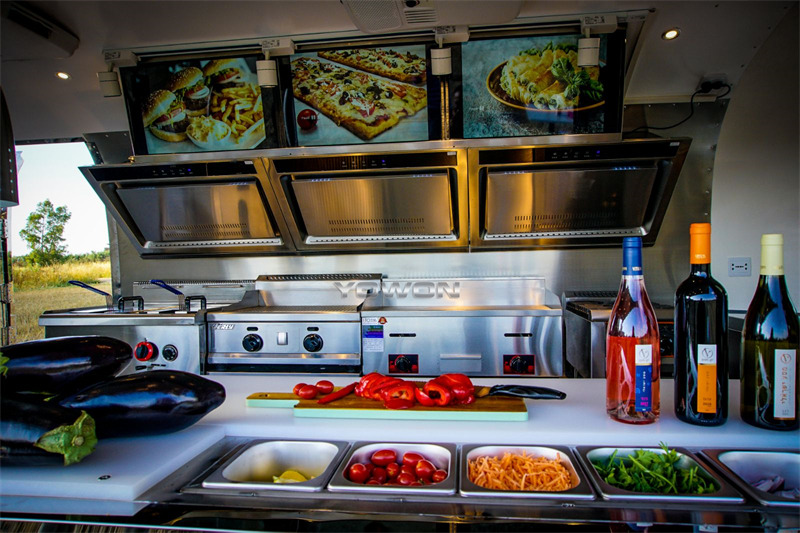 Yowon commercial food vending trailer Airstream type food truck - Försäljningsvagn: bild 4 Yowon commercial food vending trailer Airstream type food truck - Försäljningsvagn: bild 4