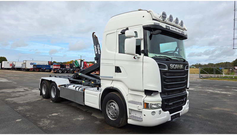 Scania R520 6X4 - Lastväxlare lastbil: bild 2 Scania R520 6X4 - Lastväxlare lastbil: bild 2