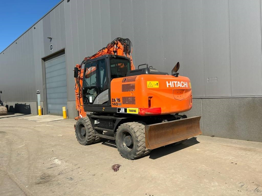 Hitachi ZX 140 W-5B - Grävmaskin på däck: bild 3 Hitachi ZX 140 W-5B - Grävmaskin på däck: bild 3