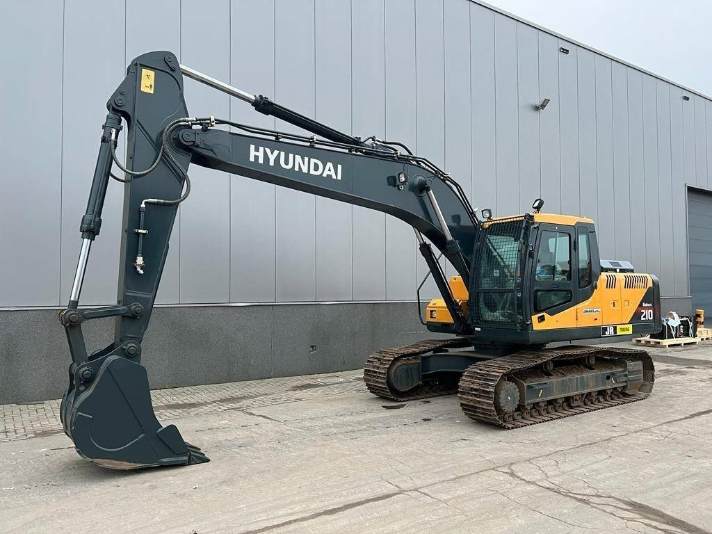 Hyundai R 210 - Bandgrävare: bild 2 Hyundai R 210 - Bandgrävare: bild 2