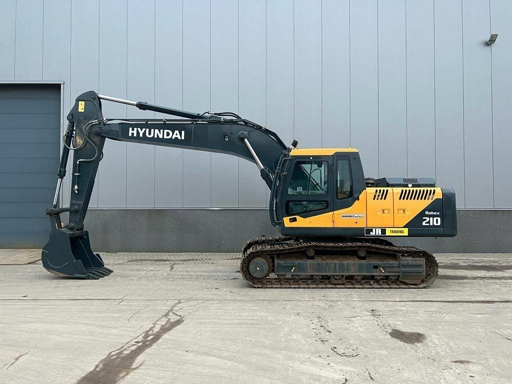 Hyundai R 210 - Bandgrävare: bild 1 Hyundai R 210 - Bandgrävare: bild 1