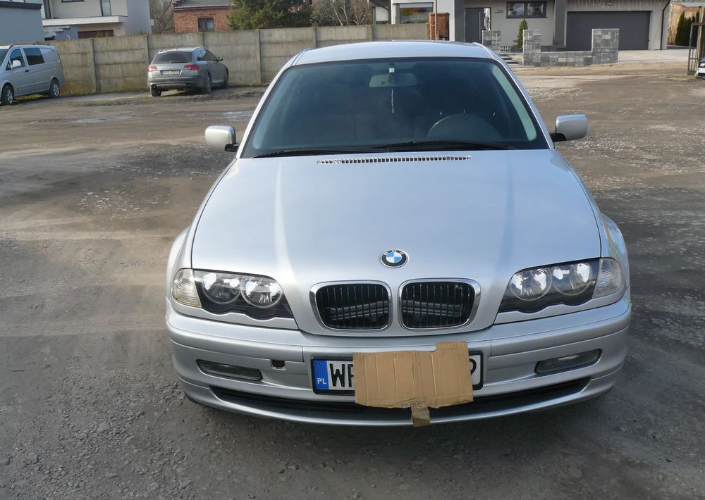 BMW Seria 3 320i - Sedan: bild 1 BMW Seria 3 320i - Sedan: bild 1
