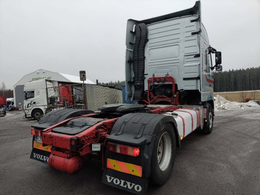 Volvo FH13 460 euro5 veturi täysilmaj. - Dragbil: bild 3 Volvo FH13 460 euro5 veturi täysilmaj. - Dragbil: bild 3