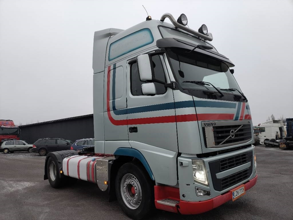 Volvo FH13 460 euro5 veturi täysilmaj. - Dragbil: bild 2 Volvo FH13 460 euro5 veturi täysilmaj. - Dragbil: bild 2