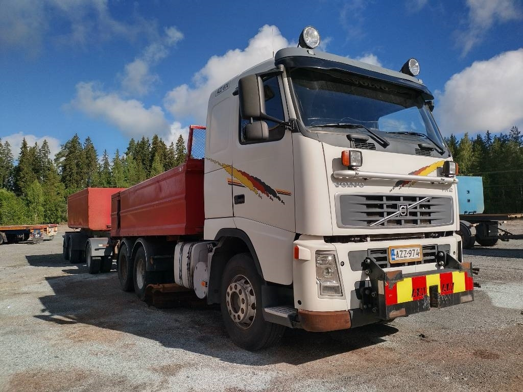 Volvo FH12 aurausvarustus,kasettilava+ Kome kasettikärry - Tippbil lastbil: bild 2 Volvo FH12 aurausvarustus,kasettilava+ Kome kasettikärry - Tippbil lastbil: bild 2