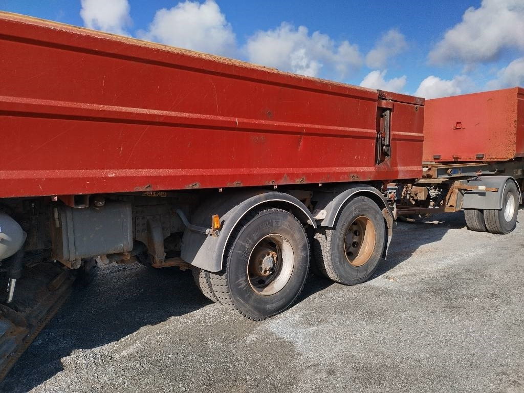 Volvo FH12 aurausvarustus,kasettilava+ Kome kasettikärry - Tippbil lastbil: bild 5 Volvo FH12 aurausvarustus,kasettilava+ Kome kasettikärry - Tippbil lastbil: bild 5