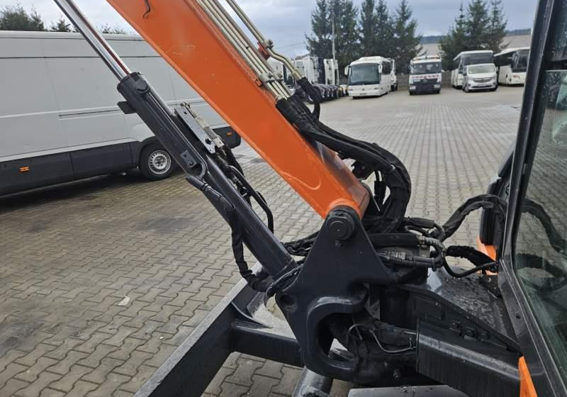 Hitachi ZX48U-5A CLR / 3 ŁYŻKI / SPROWADZONA / 2 300 MTH - Bandgrävare: bild 5 Hitachi ZX48U-5A CLR / 3 ŁYŻKI / SPROWADZONA / 2 300 MTH - Bandgrävare: bild 5