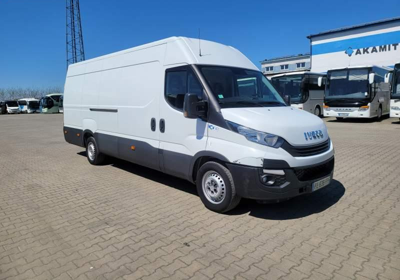Iveco DAILY 35-140 / SPROWADZONY Z FRANCJI / TEMPOMAT - Skåpbil: bild 4 Iveco DAILY 35-140 / SPROWADZONY Z FRANCJI / TEMPOMAT - Skåpbil: bild 4