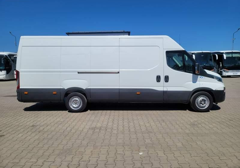 Iveco DAILY 35-140 / SPROWADZONY Z FRANCJI / TEMPOMAT - Skåpbil: bild 2 Iveco DAILY 35-140 / SPROWADZONY Z FRANCJI / TEMPOMAT - Skåpbil: bild 2