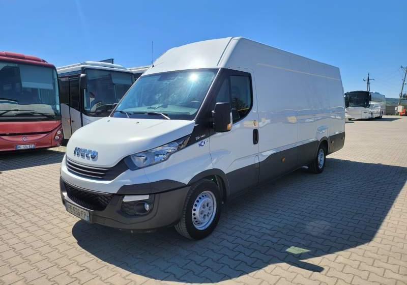 Iveco DAILY 35-140 / SPROWADZONY Z FRANCJI / TEMPOMAT - Skåpbil: bild 1 Iveco DAILY 35-140 / SPROWADZONY Z FRANCJI / TEMPOMAT - Skåpbil: bild 1