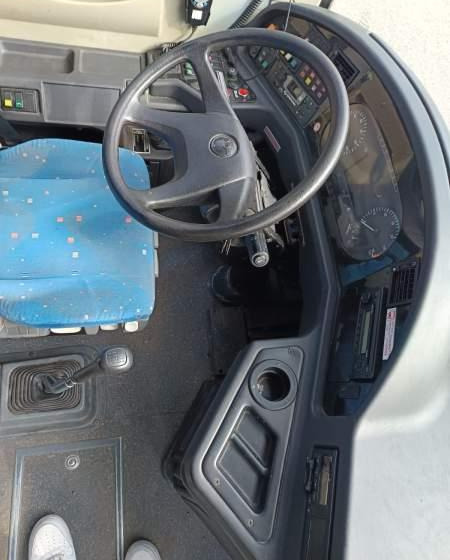 Temsa TOURMALIN/ SPROWADZONA/ MANUAL/ EURO 5 - Förortsbuss: bild 5 Temsa TOURMALIN/ SPROWADZONA/ MANUAL/ EURO 5 - Förortsbuss: bild 5