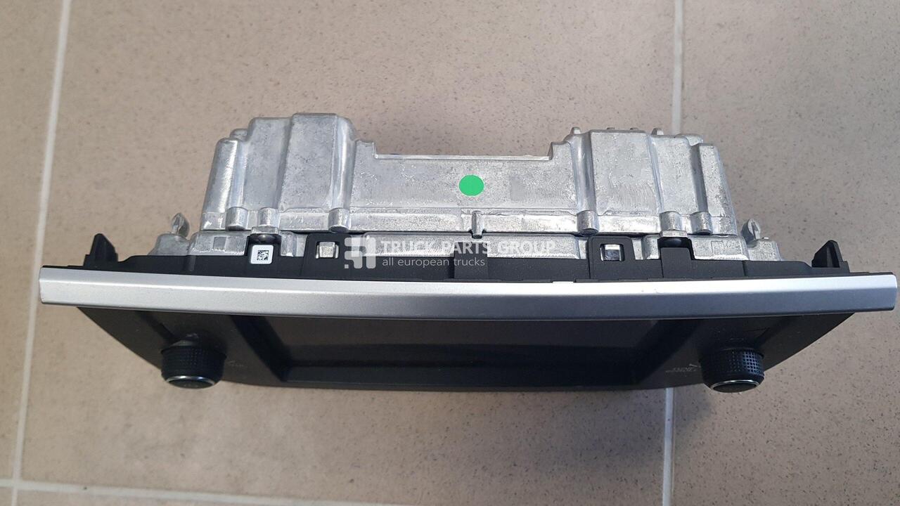 IVECO IVECO STRALIS EURO6 navi system, navigation system, multimedia system, radio audio control 5802403831, 5801677506 - Navigationssystem för Lastbil: bild 2 IVECO IVECO STRALIS EURO6 navi system, navigation system, multimedia system, radio audio control 5802403831, 5801677506 - Navigationssystem för Lastbil: bild 2
