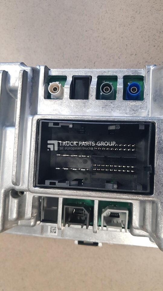 IVECO IVECO STRALIS EURO6 navi system, navigation system, multimedia system, radio audio control 5802403831, 5801677506 - Navigationssystem för Lastbil: bild 5 IVECO IVECO STRALIS EURO6 navi system, navigation system, multimedia system, radio audio control 5802403831, 5801677506 - Navigationssystem för Lastbil: bild 5