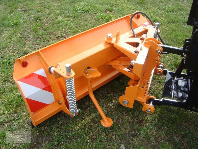 Vemac Schneeschild Schneepflug Schneeschieber 250cm NEU - Snöplog: bild 1 Vemac Schneeschild Schneepflug Schneeschieber 250cm NEU - Snöplog: bild 1