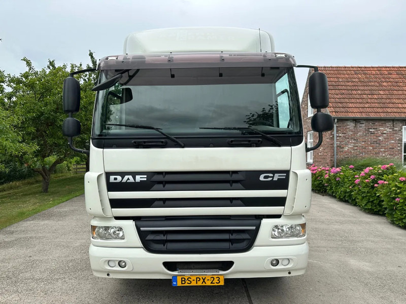 DAF CF 75.250 / NL TRUCK / EURO 5 / 4X2 / HYDRAULIC RAMPS / FULL AIR - Biltransportbil lastbil: bild 2 DAF CF 75.250 / NL TRUCK / EURO 5 / 4X2 / HYDRAULIC RAMPS / FULL AIR - Biltransportbil lastbil: bild 2