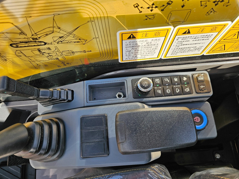 Minigrävmaskin XCMG XE60GA: bild 15