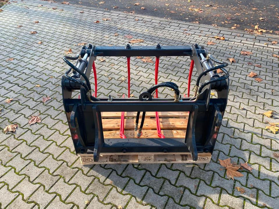 Greifschaufel Krokodilgebiss Dunggabel 1200mm EURO-Aufnahme *INKL.19% MWST* - Utrustning för ensilage: bild 5 Greifschaufel Krokodilgebiss Dunggabel 1200mm EURO-Aufnahme *INKL.19% MWST* - Utrustning för ensilage: bild 5