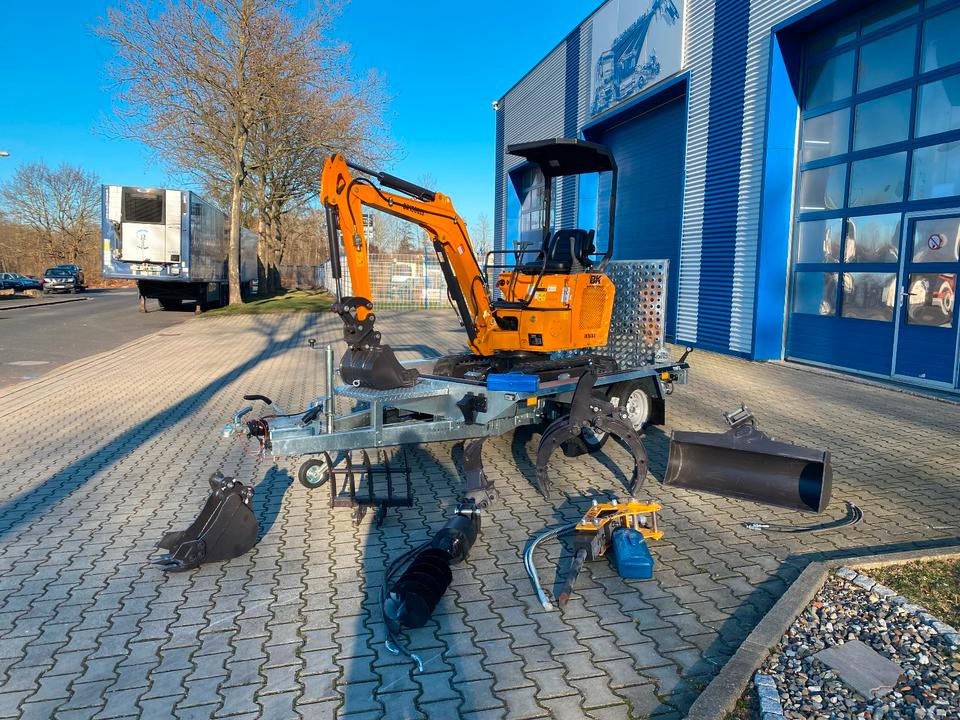 Minibagger BK1500JS + Anhänger + Zubehör *INKL.19% MWST*KUBOTA*BERGER KRAUS*JOYSTICK*ZUBEHÖRPAKET GROß*SOFORT!* - Minigrävmaskin, Släp: bild 1 Minibagger BK1500JS + Anhänger + Zubehör *INKL.19% MWST*KUBOTA*BERGER KRAUS*JOYSTICK*ZUBEHÖRPAKET GROß*SOFORT!* - Minigrävmaskin, Släp: bild 1