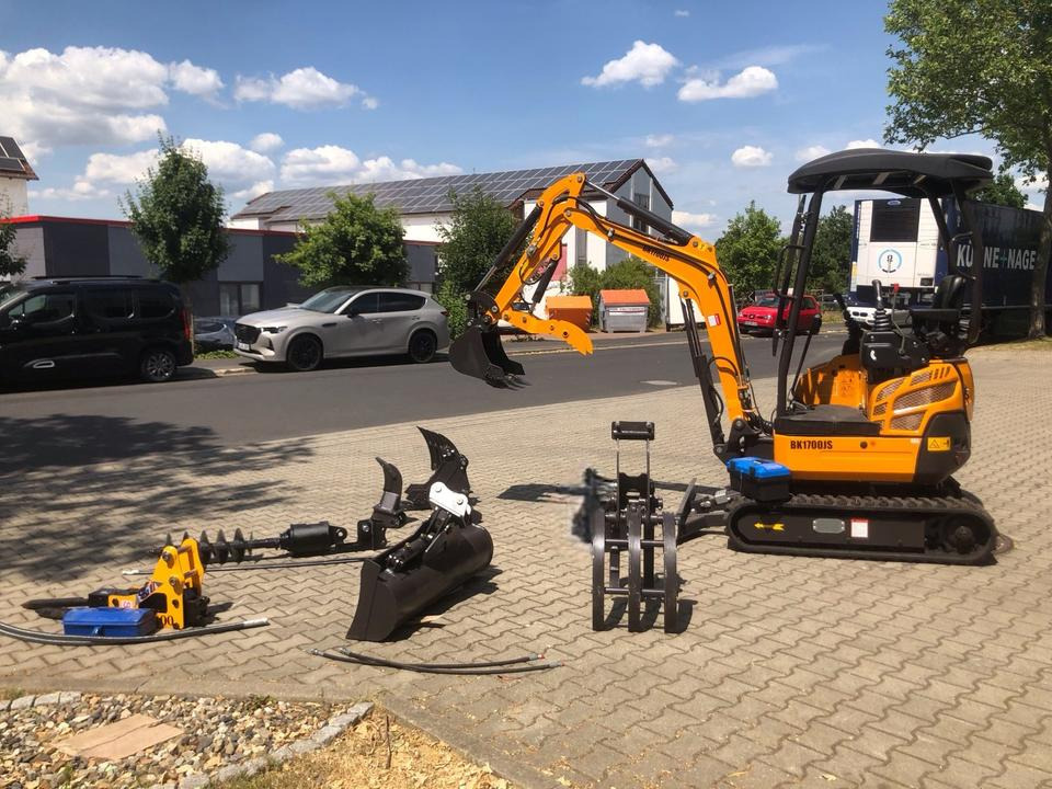 Minibagger BK1700JS inkl. Zubehörpaket Groß *INKL.19% MWST*BERGER KRAUS*KUBOTA*JOYST*SOFORT! - Minigrävmaskin: bild 3 Minibagger BK1700JS inkl. Zubehörpaket Groß *INKL.19% MWST*BERGER KRAUS*KUBOTA*JOYST*SOFORT! - Minigrävmaskin: bild 3