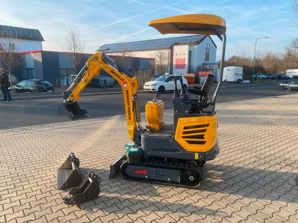 Minibagger BK950JS + Schaufelpaket *INKL.19% MWST*BERGER KRAUS*KABINE*SOFORT!* - Minigrävmaskin: bild 3 Minibagger BK950JS + Schaufelpaket *INKL.19% MWST*BERGER KRAUS*KABINE*SOFORT!* - Minigrävmaskin: bild 3