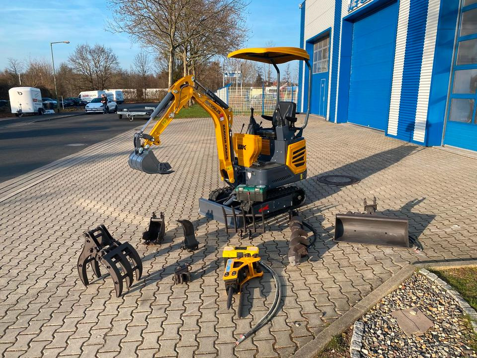 Minibagger BK950JS + Zubehör *INKL.19% MWST*BERGER KRAUS*JOYSTICK*SOFORT!* - Minigrävmaskin: bild 1 Minibagger BK950JS + Zubehör *INKL.19% MWST*BERGER KRAUS*JOYSTICK*SOFORT!* - Minigrävmaskin: bild 1