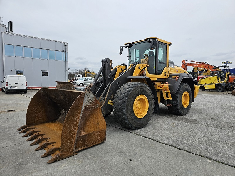 Volvo L120H - Hjullastare: bild 1 Volvo L120H - Hjullastare: bild 1