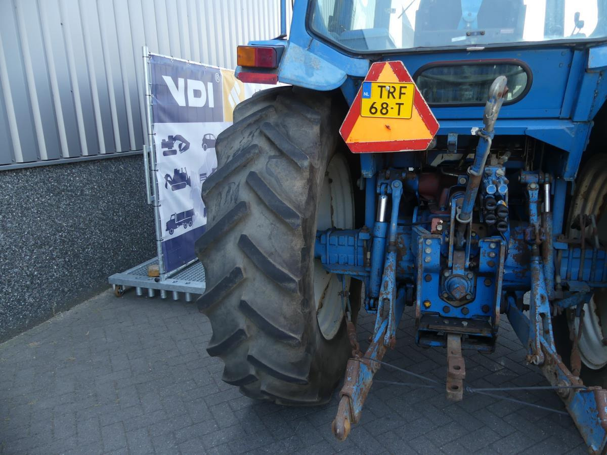 Traktor Ford 8210: bild 12