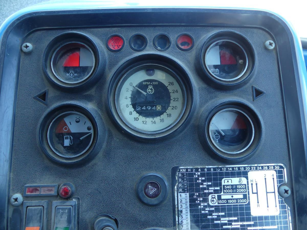 Traktor Ford 8210: bild 47