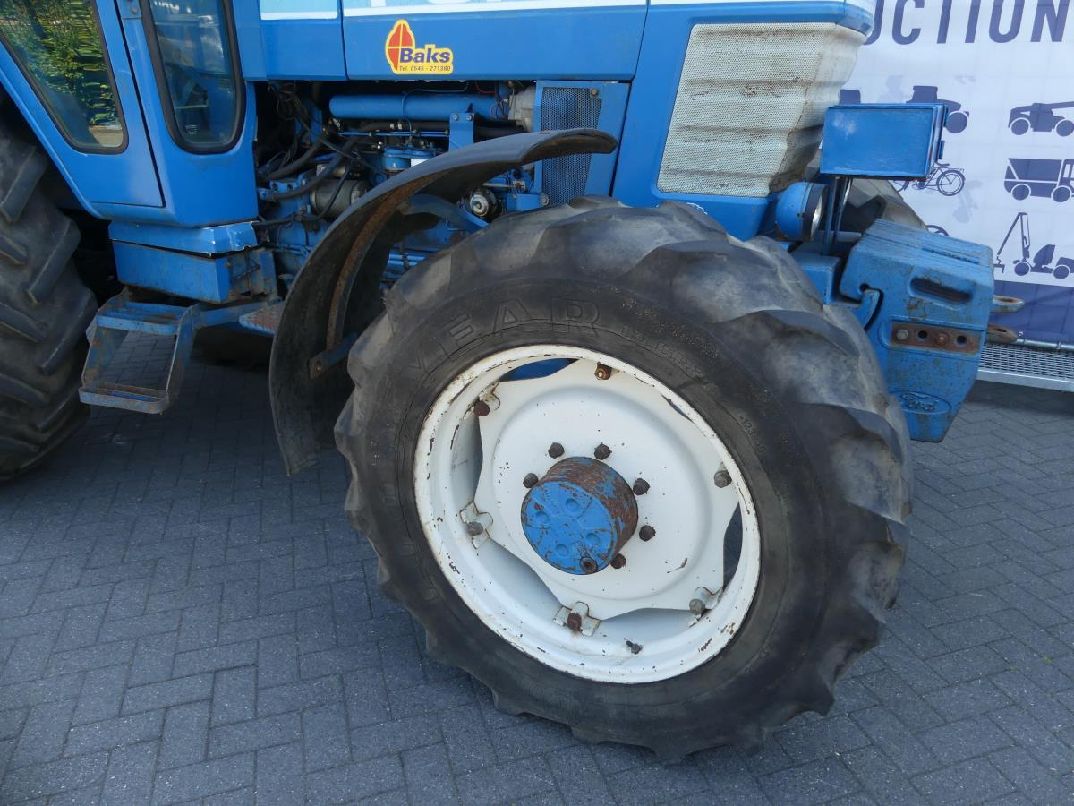 Traktor Ford 8210: bild 21