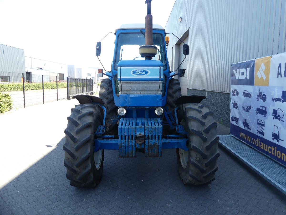 Traktor Ford 8210: bild 23