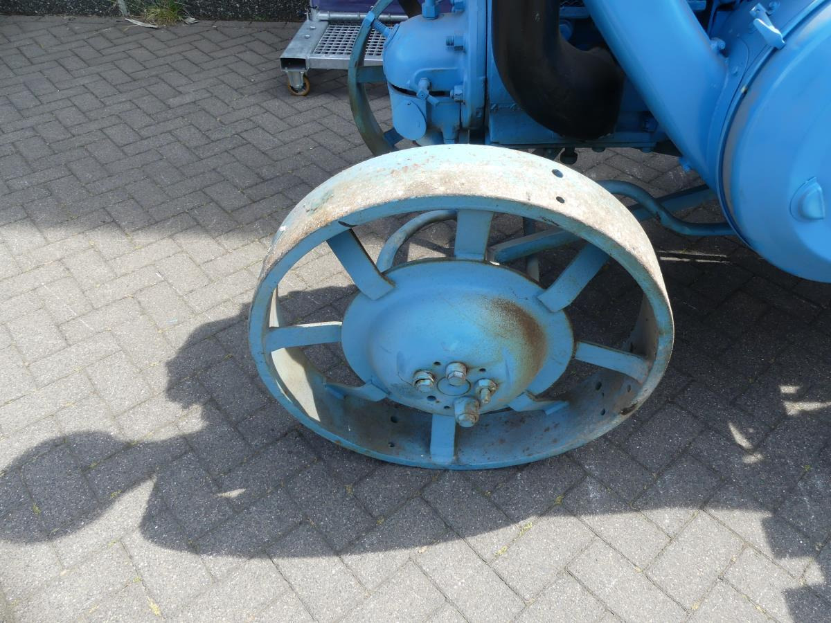 Lanz-Bulldog 20 - Traktor: bild 5 Lanz-Bulldog 20 - Traktor: bild 5
