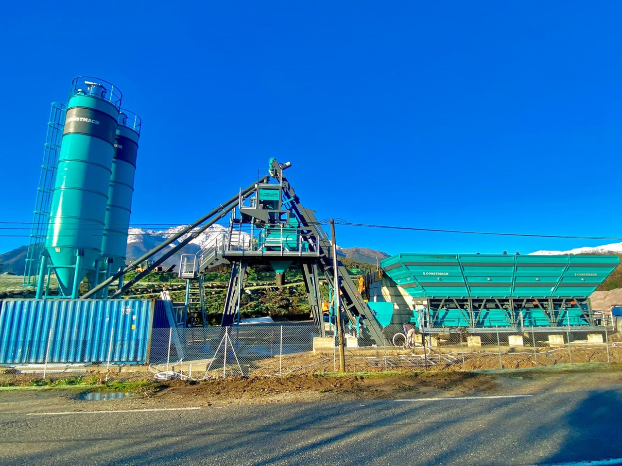 Constmach 100 m³/h Compact Concrete Batching Plant - Betongfabrik: bild 2 Constmach 100 m³/h Compact Concrete Batching Plant - Betongfabrik: bild 2