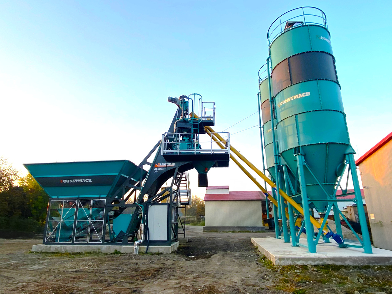 Constmach 30 m³/h Compact Concrete Batching Plant - Betongfabrik: bild 2 Constmach 30 m³/h Compact Concrete Batching Plant - Betongfabrik: bild 2